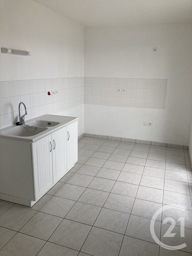 Appartement F3 à louer - 3 pièces - 59,52 m2 - Reims - 51 - CHAMPAGNE-ARDENNE