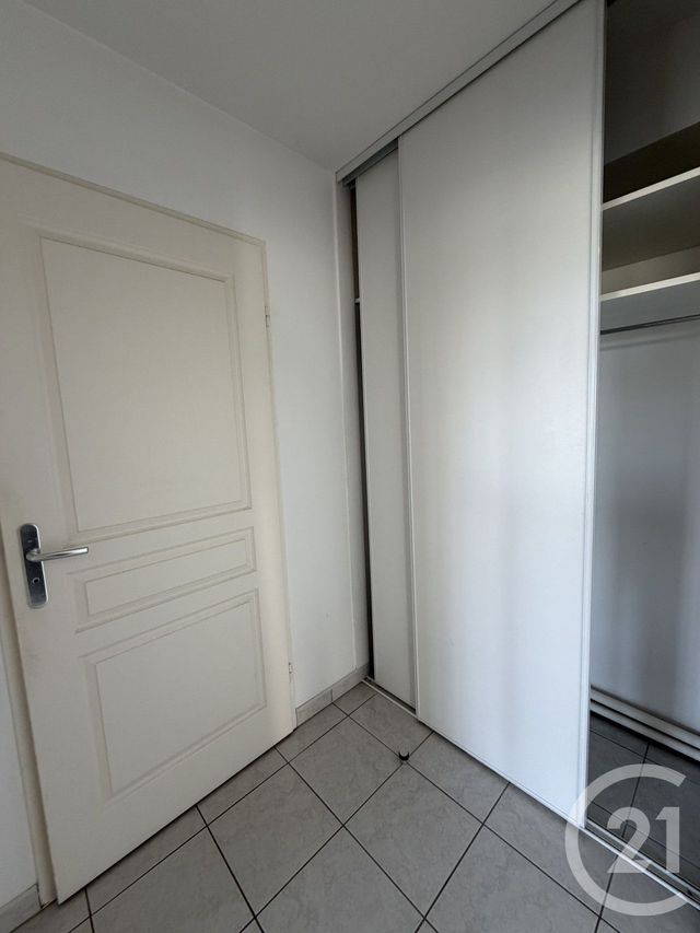 Appartement F2 &agrave; louer - 2 pi&egrave;ces - 59,52 m2 - Reims - 51 - CHAMPAGNE-ARDENNE