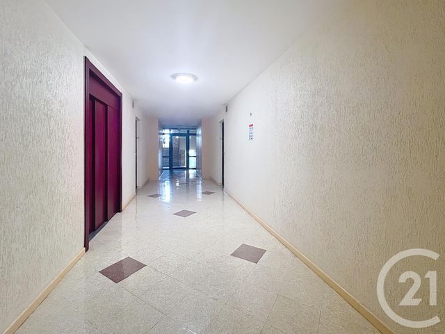 Appartement T2 &agrave; vendre - 2 pi&egrave;ces - 52,41 m2 - Tinqueux - 51 - CHAMPAGNE-ARDENNE