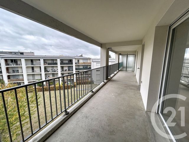 Appartement T3 à louer - 3 pièces - 62,90 m2 - Reims - 51 - CHAMPAGNE-ARDENNE