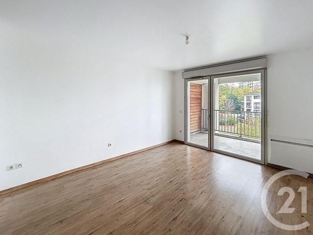Appartement T3 à louer - 3 pièces - 62,90 m2 - Reims - 51 - CHAMPAGNE-ARDENNE