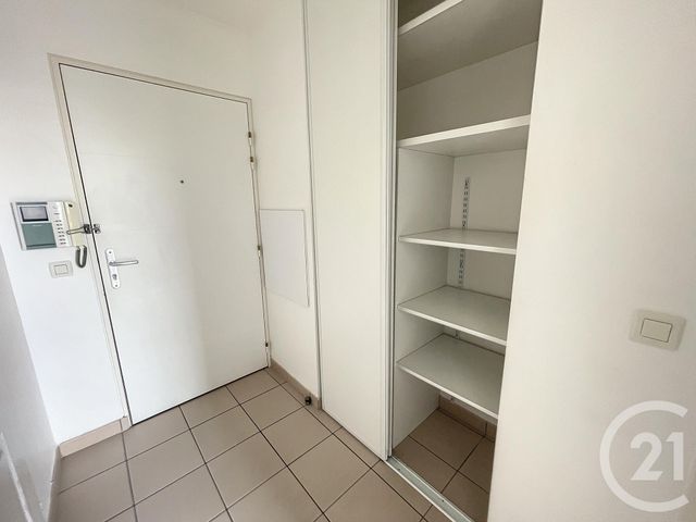 Appartement F2 à louer - 2 pièces - 40,80 m2 - Reims - 51 - CHAMPAGNE-ARDENNE