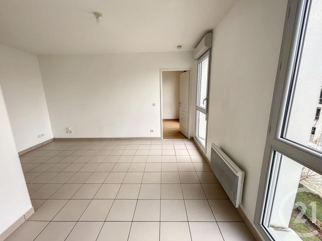 Appartement F2 à louer - 2 pièces - 40,80 m2 - Reims - 51 - CHAMPAGNE-ARDENNE