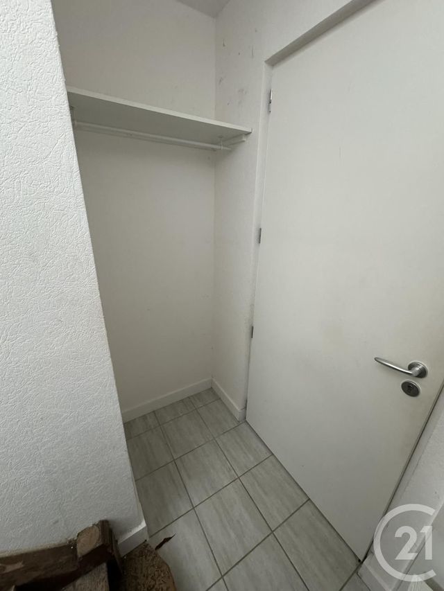 Appartement F2 à louer - 2 pièces - 62,70 m2 - Reims - 51 - CHAMPAGNE-ARDENNE