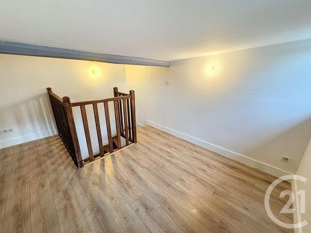 Appartement F2 à louer - 2 pièces - 62,70 m2 - Reims - 51 - CHAMPAGNE-ARDENNE