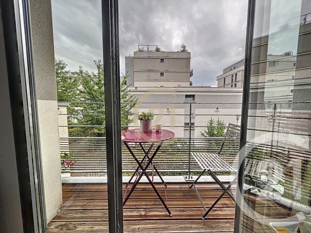 Appartement T3 à louer - 3 pièces - 66,56 m2 - Reims - 51 - CHAMPAGNE-ARDENNE