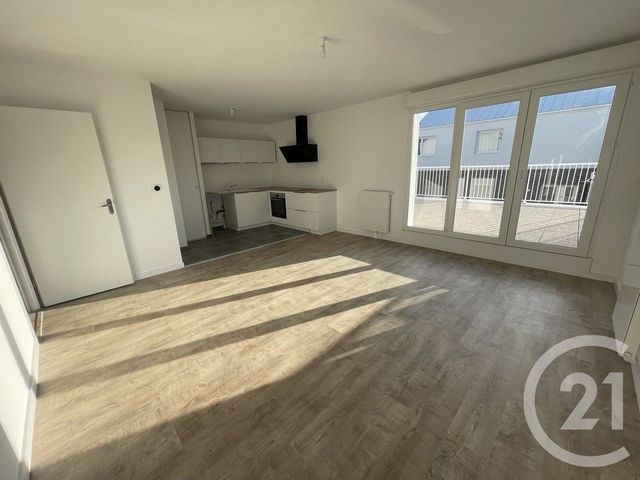 Appartement T3 à louer - 3 pièces - 66,60 m2 - Reims - 51 - CHAMPAGNE-ARDENNE