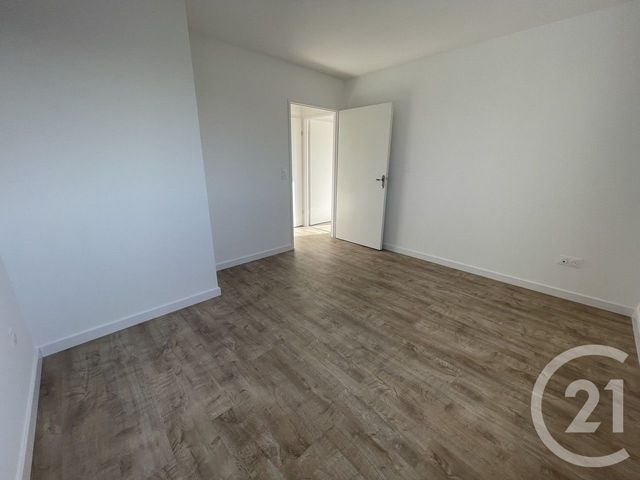 Appartement T3 à louer - 3 pièces - 66,60 m2 - Reims - 51 - CHAMPAGNE-ARDENNE