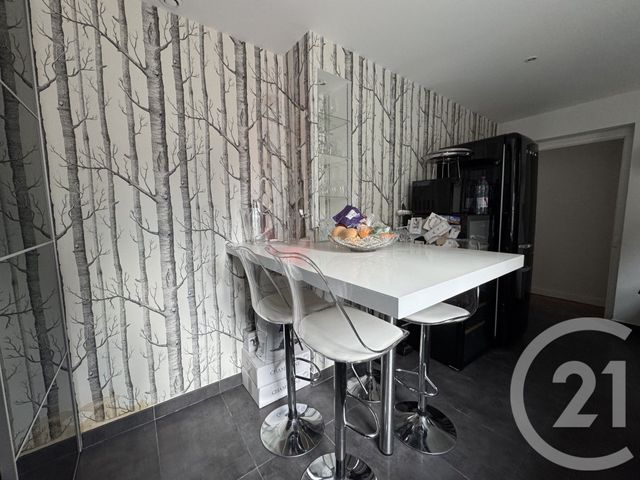 Appartement F5 &agrave; louer - 5 pi&egrave;ces - 124,14 m2 - Reims - 51 - CHAMPAGNE-ARDENNE