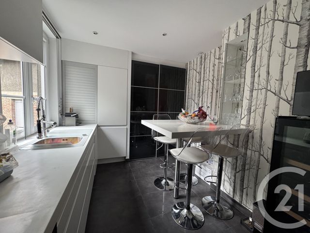 Appartement F5 &agrave; louer - 5 pi&egrave;ces - 124,14 m2 - Reims - 51 - CHAMPAGNE-ARDENNE