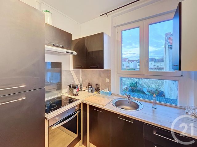 Appartement T2 &agrave; louer - 2 pi&egrave;ces - 35,55 m2 - Reims - 51 - CHAMPAGNE-ARDENNE