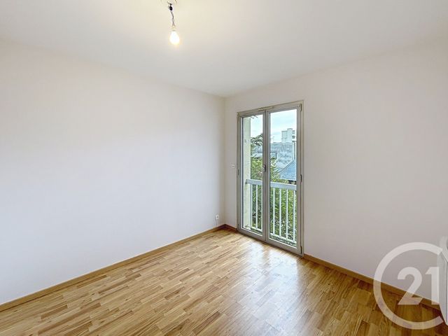 Appartement T2 &agrave; louer - 2 pi&egrave;ces - 47 m2 - Reims - 51 - CHAMPAGNE-ARDENNE