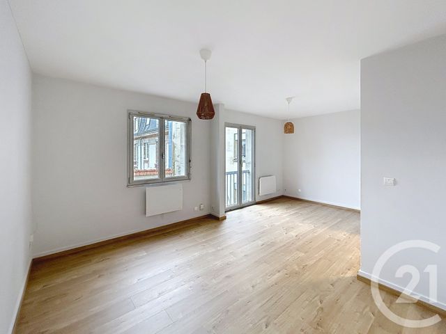 Appartement T2 &agrave; louer - 2 pi&egrave;ces - 47 m2 - Reims - 51 - CHAMPAGNE-ARDENNE