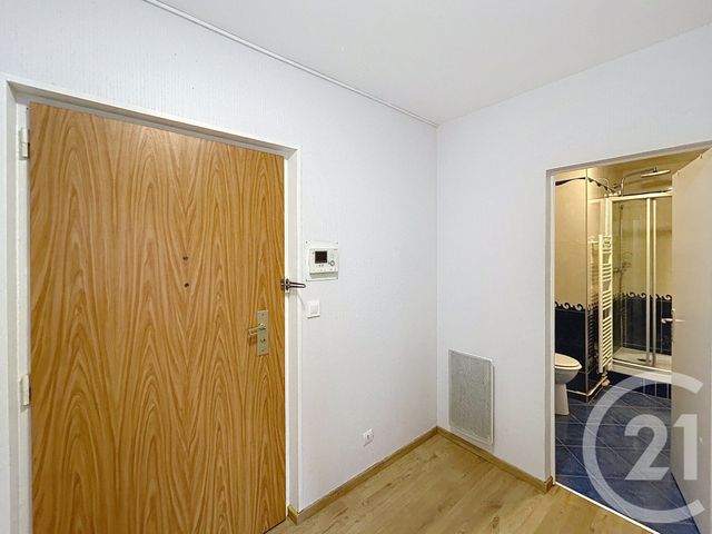 Appartement T2 &agrave; louer - 2 pi&egrave;ces - 47 m2 - Reims - 51 - CHAMPAGNE-ARDENNE