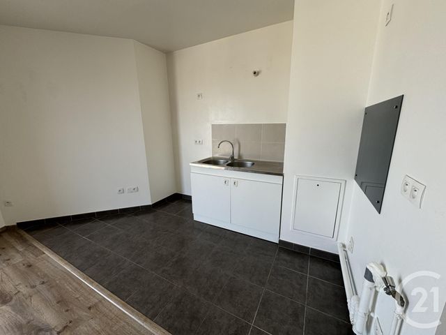 Appartement F2 &agrave; louer - 2 pi&egrave;ces - 42 m2 - Reims - 51 - CHAMPAGNE-ARDENNE