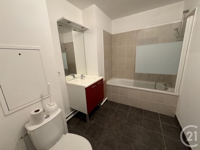 Appartement F2 &agrave; louer - 2 pi&egrave;ces - 42 m2 - Reims - 51 - CHAMPAGNE-ARDENNE