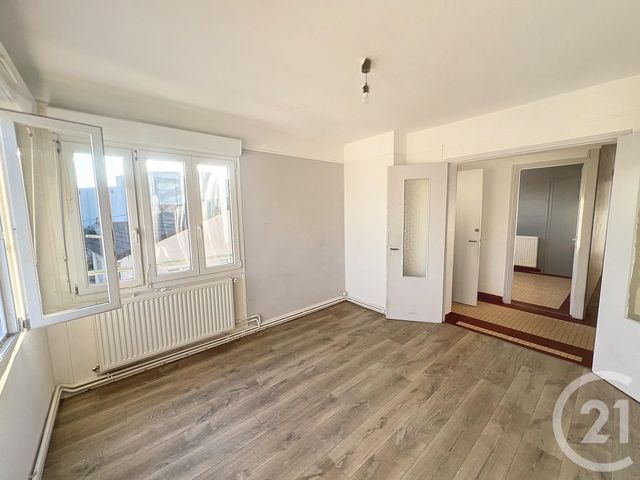 Appartement &agrave; louer - 3 pi&egrave;ces - 57 m2 - Reims - 51 - CHAMPAGNE-ARDENNE