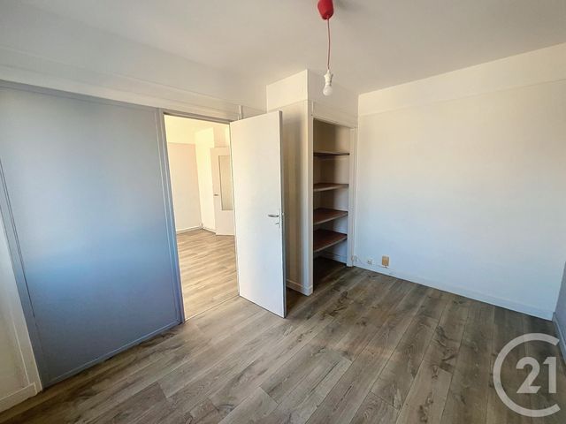 Appartement &agrave; louer - 3 pi&egrave;ces - 57 m2 - Reims - 51 - CHAMPAGNE-ARDENNE