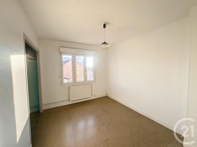 Appartement &agrave; louer - 3 pi&egrave;ces - 57 m2 - Reims - 51 - CHAMPAGNE-ARDENNE