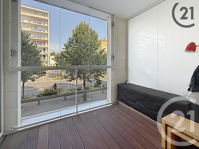 Appartement T3 &agrave; louer - 3 pi&egrave;ces - 74 m2 - Reims - 51 - CHAMPAGNE-ARDENNE