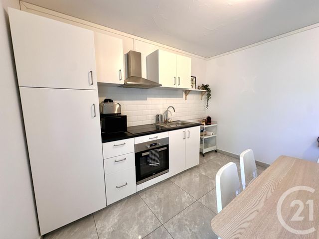 Appartement F4 &agrave; vendre - 4 pi&egrave;ces - 64,68 m2 - Reims - 51 - CHAMPAGNE-ARDENNE