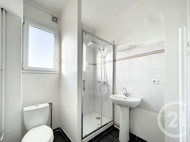 Appartement T3 &agrave; louer - 3 pi&egrave;ces - 57,40 m2 - Reims - 51 - CHAMPAGNE-ARDENNE