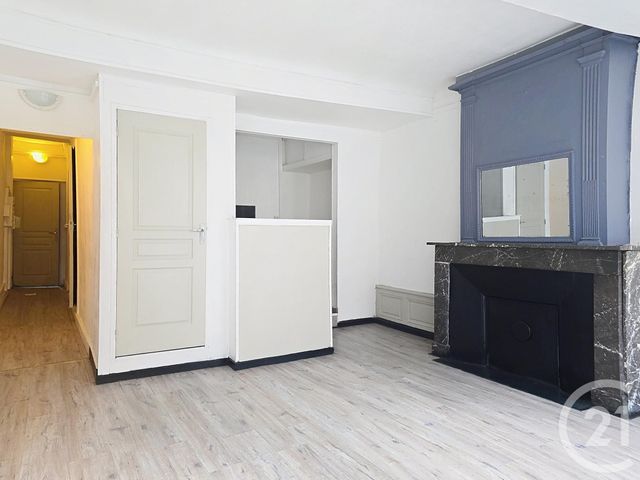 Appartement F1 bis &agrave; vendre - 2 pi&egrave;ces - 42,80 m2 - Sedan - 08 - CHAMPAGNE-ARDENNE