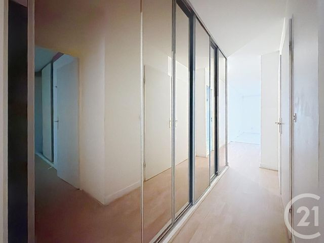 Appartement &agrave; vendre - 3 pi&egrave;ces - 70,55 m2 - Reims - 51 - CHAMPAGNE-ARDENNE