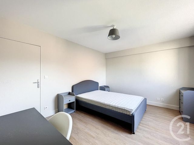 Appartement F5 &agrave; louer - 5 pi&egrave;ces - 129,20 m2 - Reims - 51 - CHAMPAGNE-ARDENNE