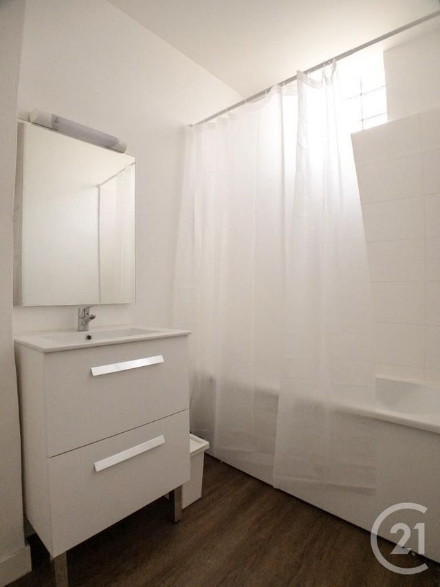 Appartement T2 &agrave; louer - 2 pi&egrave;ces - 31,16 m2 - Reims - 51 - CHAMPAGNE-ARDENNE