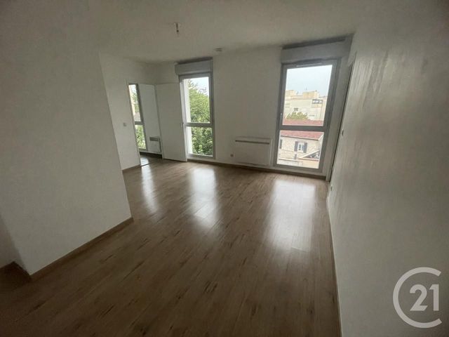 Appartement F2 &agrave; louer - 2 pi&egrave;ces - 40 m2 - Reims - 51 - CHAMPAGNE-ARDENNE