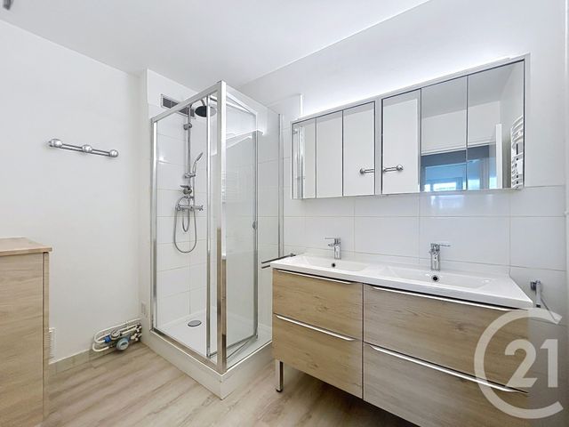 Appartement T5 &agrave; louer - 5 pi&egrave;ces - 110,57 m2 - Reims - 51 - CHAMPAGNE-ARDENNE