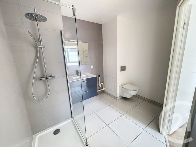 Appartement F2 &agrave; louer - 2 pi&egrave;ces - 42,60 m2 - Reims - 51 - CHAMPAGNE-ARDENNE