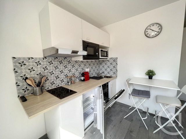 Appartement Studio &agrave; louer - 1 pi&egrave;ce - 15,78 m2 - Reims - 51 - CHAMPAGNE-ARDENNE