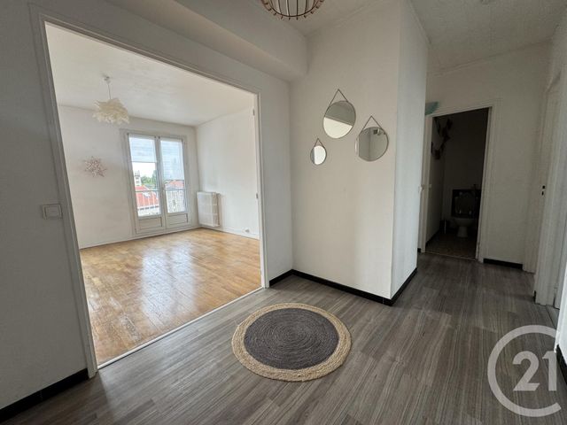 Appartement F3 &agrave; louer - 3 pi&egrave;ces - 68,20 m2 - Reims - 51 - CHAMPAGNE-ARDENNE