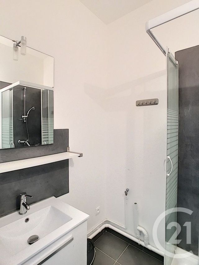 Appartement F2 &agrave; louer - 2 pi&egrave;ces - 35,70 m2 - Reims - 51 - CHAMPAGNE-ARDENNE