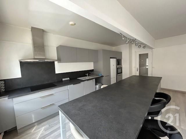 Appartement T4 &agrave; louer - 3 pi&egrave;ces - 74 m2 - Reims - 51 - CHAMPAGNE-ARDENNE