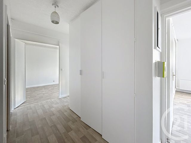 Appartement T2 &agrave; louer - 2 pi&egrave;ces - 59,54 m2 - Reims - 51 - CHAMPAGNE-ARDENNE