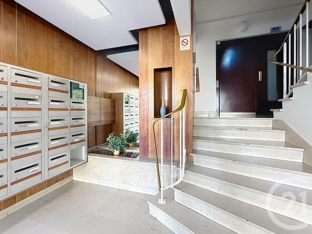 Appartement F3 &agrave; vendre - 3 pi&egrave;ces - 68,20 m2 - Reims - 51 - CHAMPAGNE-ARDENNE