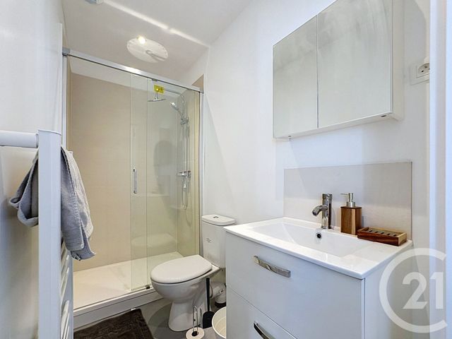 Appartement T2 &agrave; louer - 2 pi&egrave;ces - 27,77 m2 - Reims - 51 - CHAMPAGNE-ARDENNE