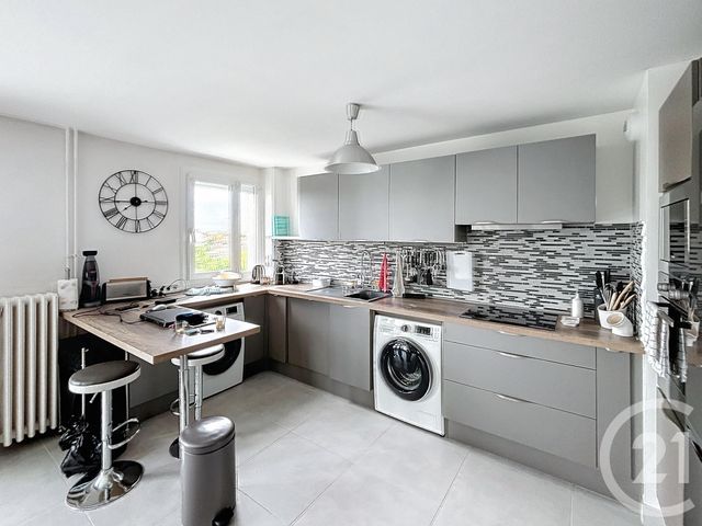 Appartement F4 &agrave; louer - 3 pi&egrave;ces - 72,91 m2 - Reims - 51 - CHAMPAGNE-ARDENNE
