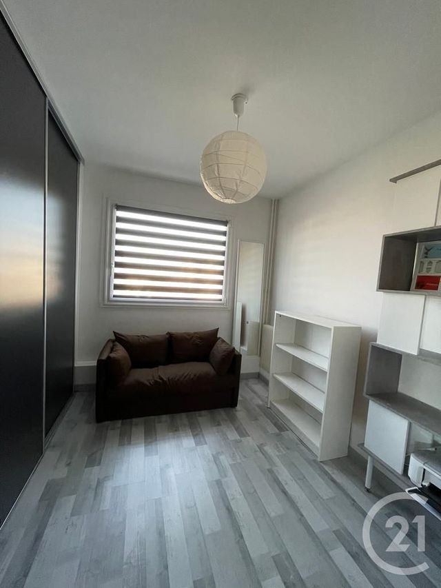 Appartement F3 &agrave; louer - 3 pi&egrave;ces - 56,35 m2 - Reims - 51 - CHAMPAGNE-ARDENNE