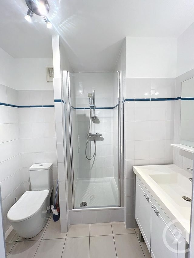 Appartement Studio &agrave; louer - 1 pi&egrave;ce - 31,40 m2 - Reims - 51 - CHAMPAGNE-ARDENNE