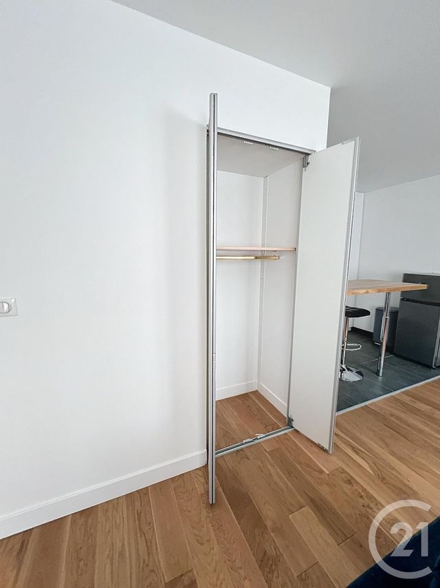 Appartement Studio &agrave; louer - 1 pi&egrave;ce - 31,40 m2 - Reims - 51 - CHAMPAGNE-ARDENNE