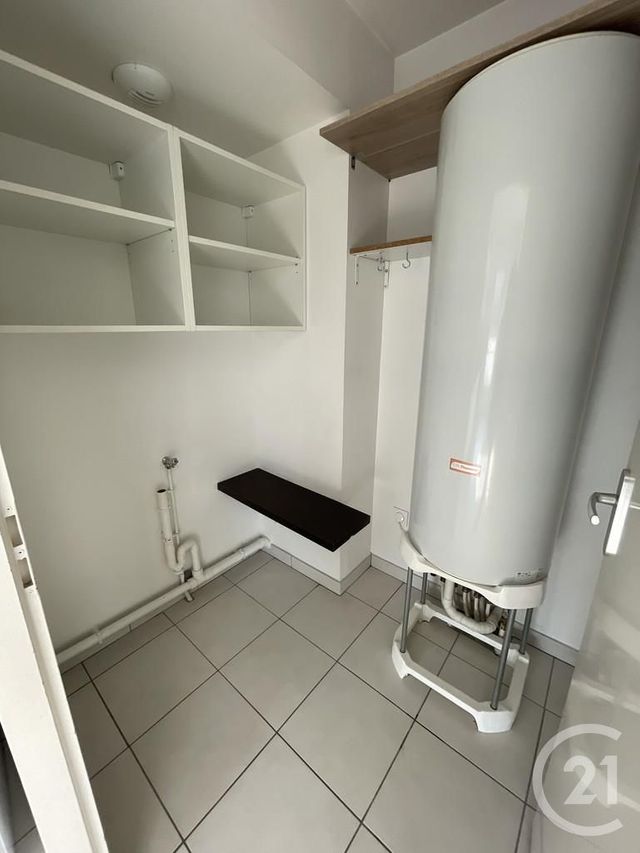 Appartement F3 &agrave; louer - 3 pi&egrave;ces - 65,67 m2 - Reims - 51 - CHAMPAGNE-ARDENNE