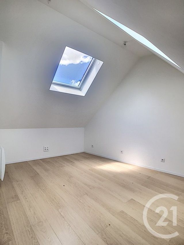 Appartement T1 &agrave; louer - 1 pi&egrave;ce - 17,60 m2 - Reims - 51 - CHAMPAGNE-ARDENNE