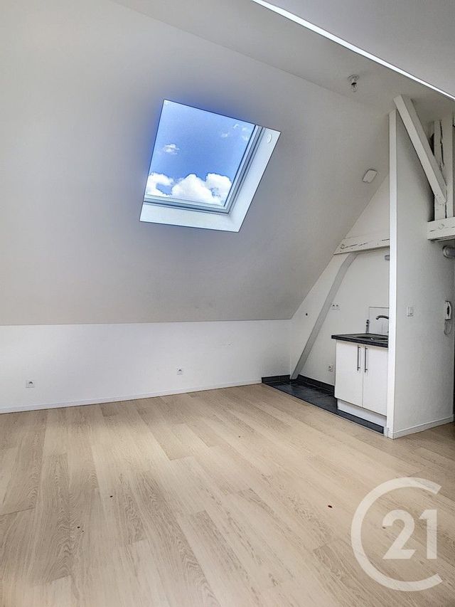 Appartement T1 &agrave; louer - 1 pi&egrave;ce - 17,60 m2 - Reims - 51 - CHAMPAGNE-ARDENNE