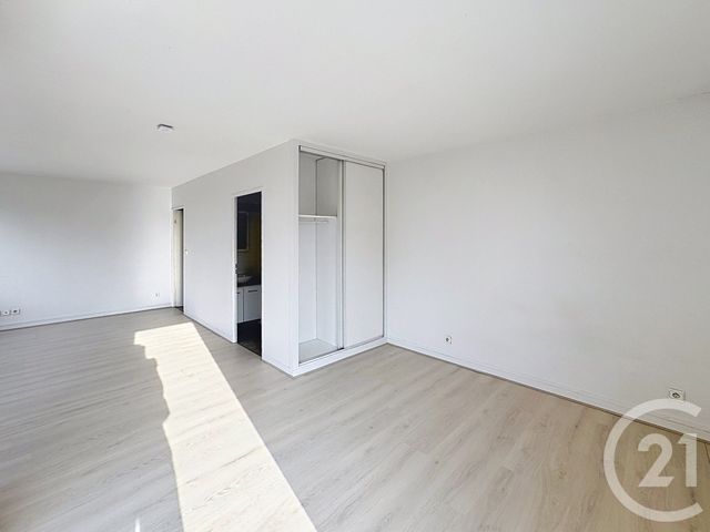 Appartement T1 &agrave; louer - 1 pi&egrave;ce - 36,24 m2 - Reims - 51 - CHAMPAGNE-ARDENNE