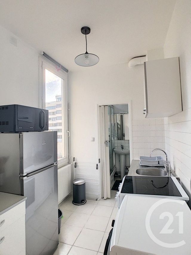 Appartement T2 &agrave; louer - 2 pi&egrave;ces - 35,80 m2 - Reims - 51 - CHAMPAGNE-ARDENNE