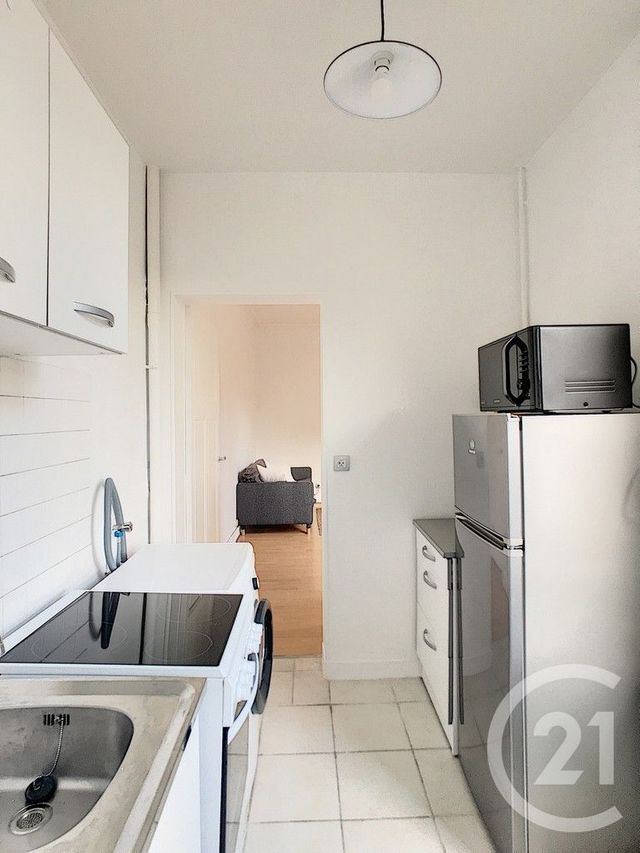 Appartement T2 &agrave; louer - 2 pi&egrave;ces - 35,80 m2 - Reims - 51 - CHAMPAGNE-ARDENNE